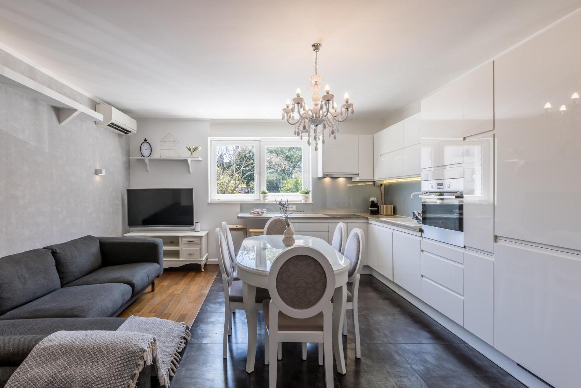 Apartman Park With Terrace *